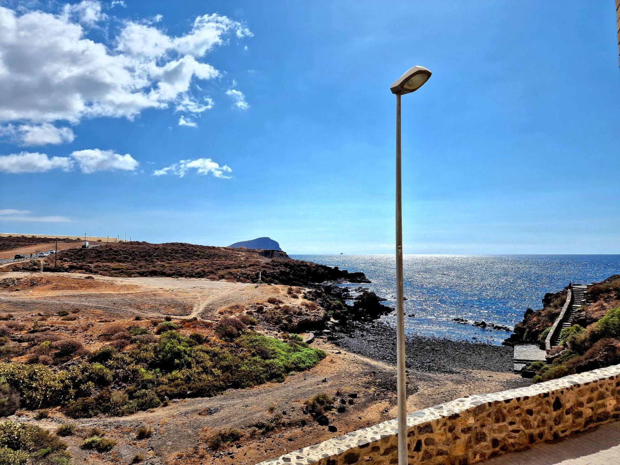 Las Rocas By The Ocean, Wifi And Sea View Los Abrigos Buitenkant foto